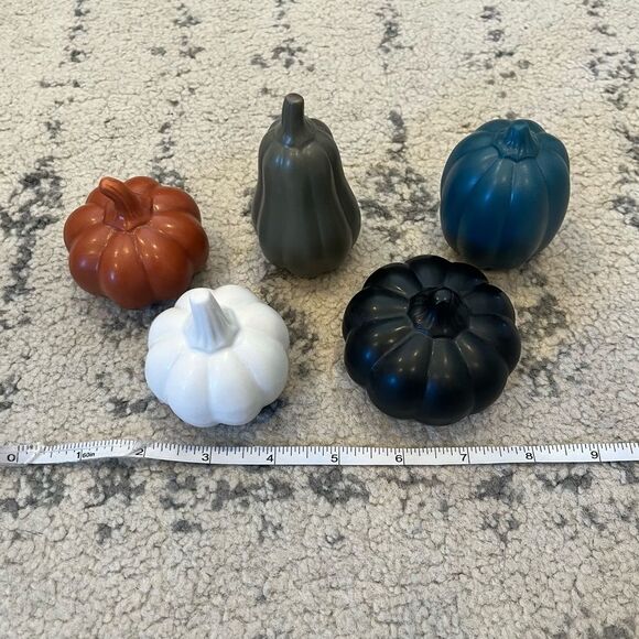 NEW Set of 5 Ceramic Multicolor Pumpkin & Gourds Fall Decor - Picture 4 of 4